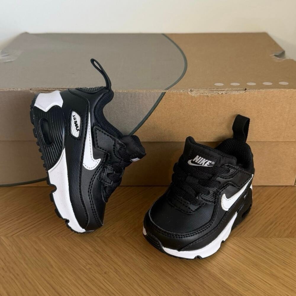Nike Air Max 90 Black/White Toddler Sneakers- SZ 3 C